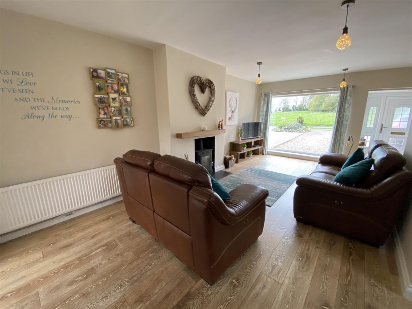 Images for Moat Close, Thurlaston